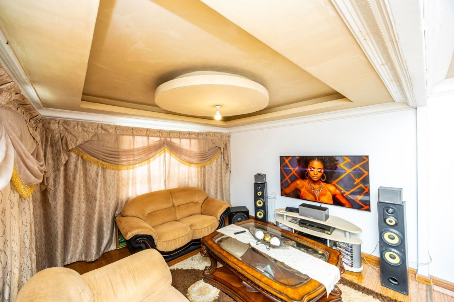 3 Bedroom Property for Sale in Sunnyridge Eastern Cape